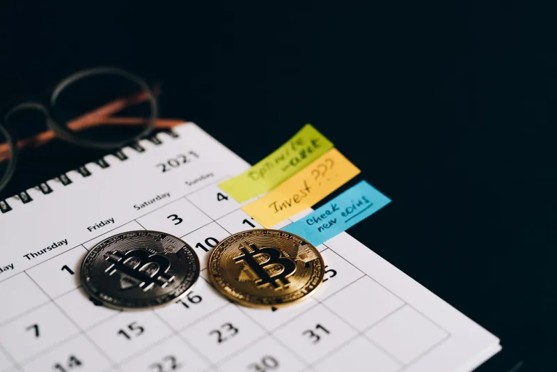 Bankroll or Bust: The Hard Maths Behind Turning Crypto Casino Play Into a Reliable Side Income